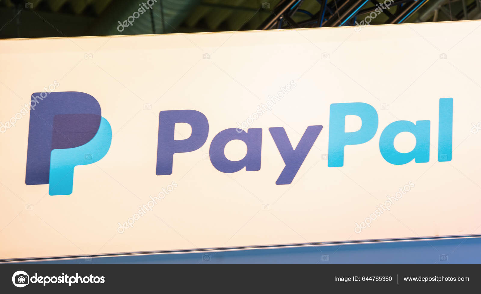 Berlín Alemania Julio 2019 Logotipo Paypal Paypal Holdings Inc Una