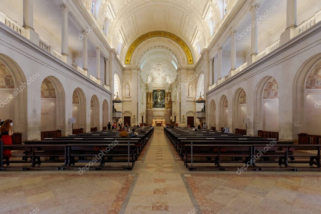 Santarem Portugal De Junio De Interior De La Bas Lica De