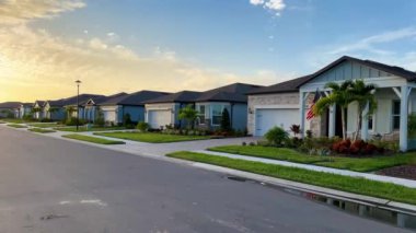 ABD, Florida, banliyö. Yerleşim yerlerinin manzarası