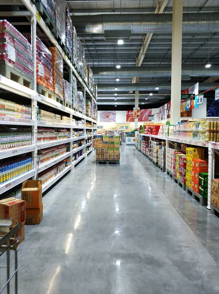 Grande Supermercado Supermercado Grande Variedade Produtos Samui Tailândia 2020 — Fotografia de Stock