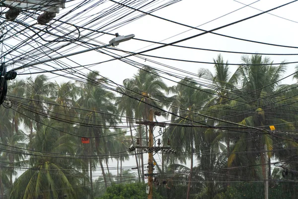 Linhas Energia Tailandesas Entre Pólos Vila Tailandesa São Famosas — Fotografia de Stock