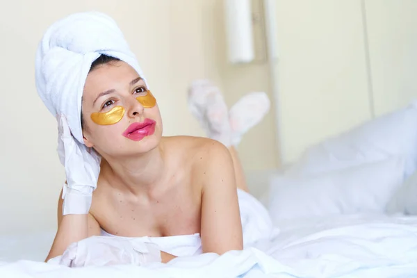 Shower Girl Wrapped Towel Uses Cosmetic Patches Skin Eyes Lips — Stock Photo, Image