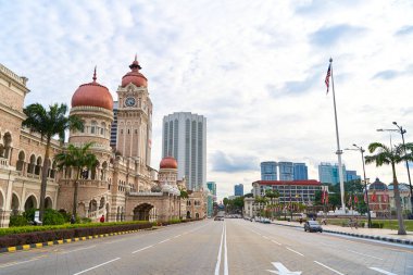 Kuala Lumpur 'daki Merdeka Meydanı' nın mimarisi. Kuala Lumpur, Malezya - 11.2022