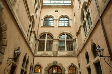 Tarihi Dresden şehrinde barok mimarisi.