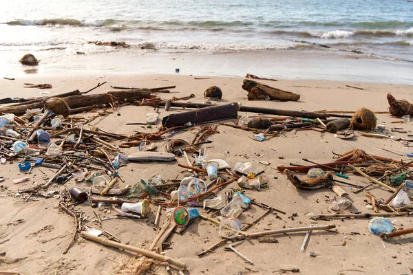 Mountains Waste Garbage Sandy Beach Tide Humanity Polluting Ocean — Photo