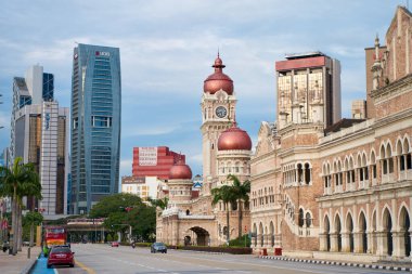 Kuala Lumpur 'daki Merdeka Meydanı' nın mimarisi. Kuala Lumpur, Malezya - 11.15.2022