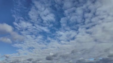 Hızlı hareket eden bulutlar: Zaman atlamalı başyapıt