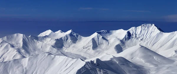 Panoramic View Piste Snowy Slopes Nice Sunny Day Caucasus Mountains — Stock Photo, Image