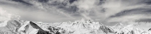 Larger Panorama Winter Snowy Mountains Sky Sunlit Clouds Caucasus Mountains — Stock Photo, Image