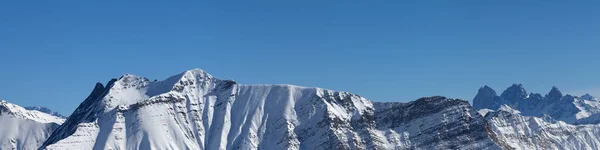 Vista Panorâmica Montanhas Nevadas Dia Ensolarado Inverno Cáucaso Montanhas Geórgia — Fotografia de Stock