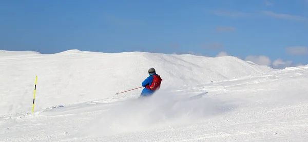 Panoramic View Skier Downhill Snowy Ski Slope Sun Winter Day — Stock Photo, Image