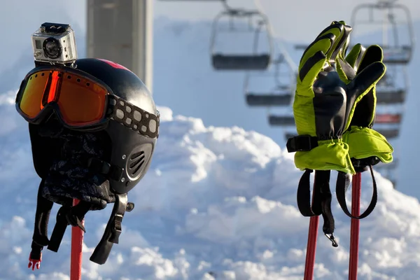 Équipement Sport Protection Sur Bâtons Ski Télésiège Arrière Plan Lors — Photo