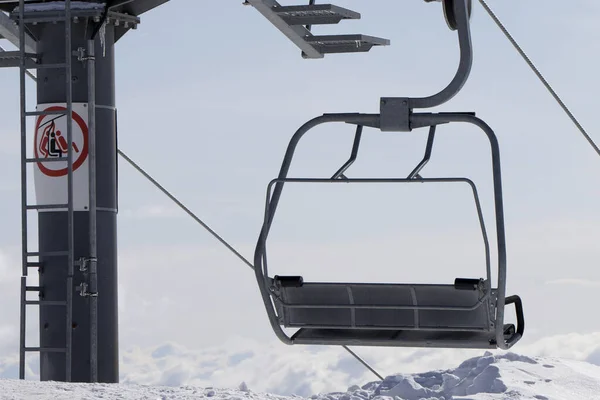 Ropeway Sur Station Ski Haute Montagne Soir Hiver Vue Rapprochée — Photo