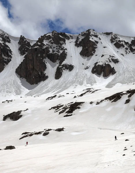 Alte Montagne Con Cornice Neve Percorso Valanghe Altopiano Innevato Due — Foto Stock