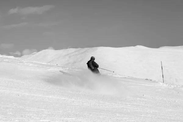 Skier Downhill Snowy Ski Slope Sun Winter Day Caucasus Mountains — Stock Photo, Image