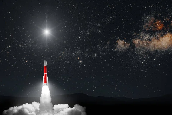 クリスマス イブにロケットが宇宙に飛び込む — ストック写真