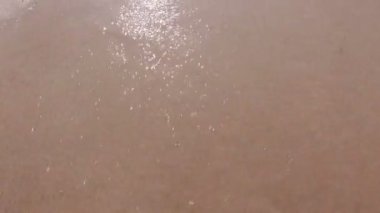 Deniz sahilinde gün batımı