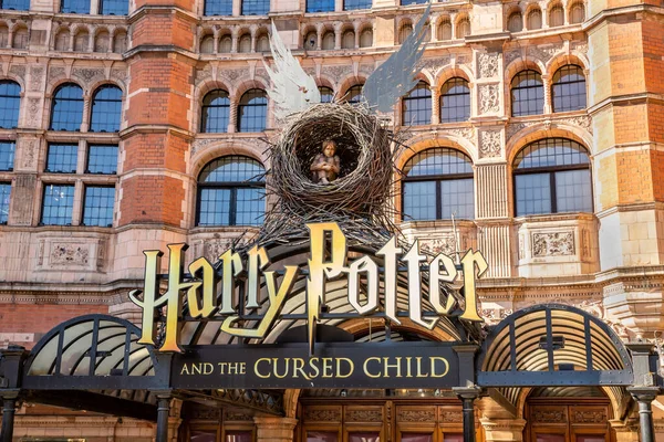 Londyn Wielka Brytania Września 2021 Harry Potter Przeklęte Dziecko Palace Obrazek Stockowy