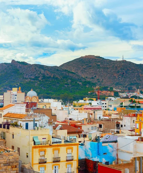 Cityscape Com Montanhas Casas Coloridas Fundo Cartagena Espanha — Fotografia de Stock