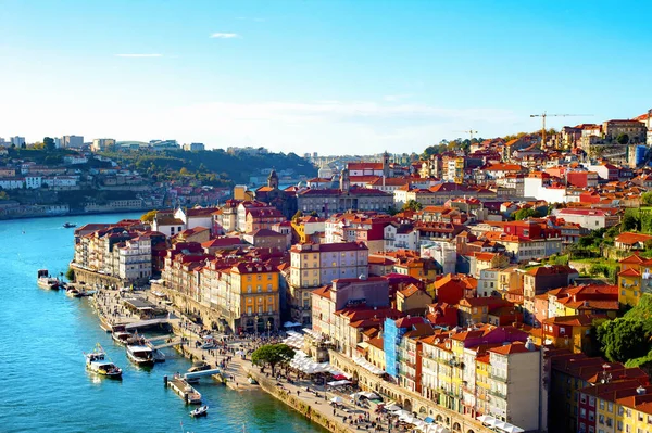 Flygfoto Med Utsikt Över Ribeira Solnedgången Båtar Vid Dourofloden Porto — Stockfoto