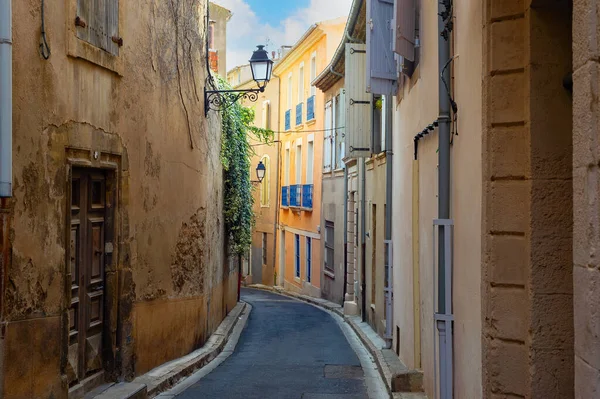 Evropská Architektura Starého Města Zatáčka Úzká Ulice Bziers Francie — Stock fotografie