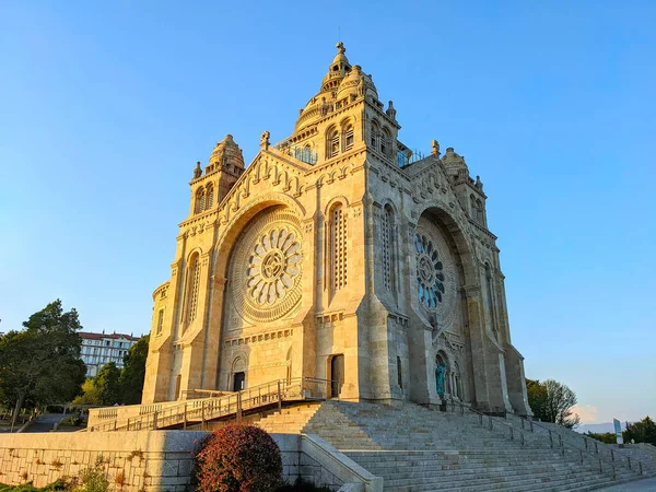 Готическая Церковь Вечернем Солнцепеке Холм Санта Луиза Виану Каштелу Португалия — стоковое фото