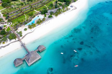 Güzel tropikal Adası Zanzibar havadan görünümü. Deniz sahilinde Zanzibar, Tanzanya.