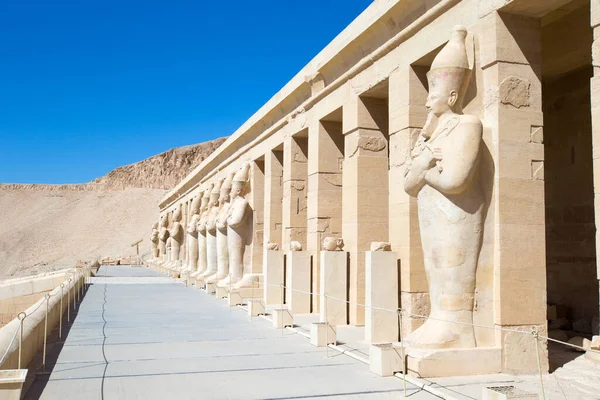 Der Tempel Der Hatschepsut Bei Luxor Ägypten — Stockfoto
