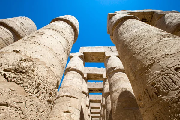 Αρχαία Ερείπια Του Ναού Καρνάκ Στην Αίγυπτο — Φωτογραφία Αρχείου
