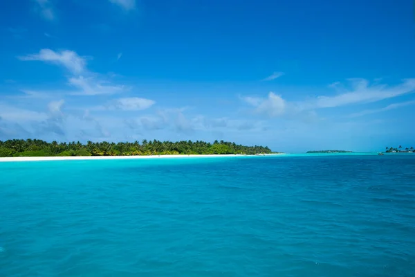Piękna Plaża Tropikalne Morze — Zdjęcie stockowe