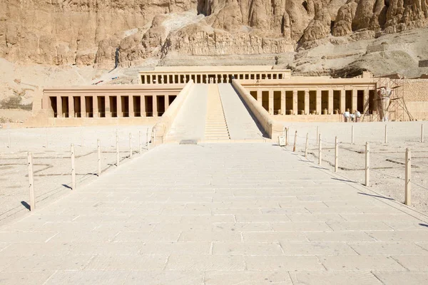 Ναό Της Χατσεπσούτ Κοντά Λούξορ Στην Αίγυπτο — Φωτογραφία Αρχείου