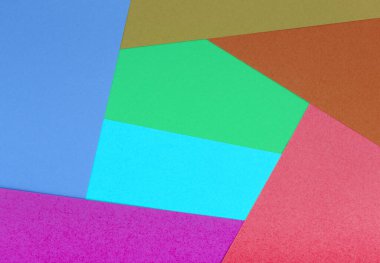 Farklı renkte bir kartondan gelen çok renkli arkaplan