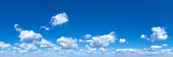 Modré Nebe Pozadí Malými Mraky Panorama Pozadí Royalty Free Stock Fotografie