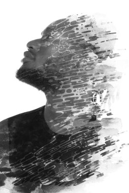 Siyah-beyaz bir portre. Sakallı, Afro-Amerikan genç bir adam. Grafiksel bir desen içinde kayboluyor.