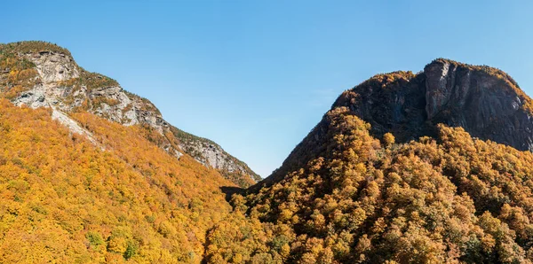 Letecké Panorama Pašeráků Notch Hledí Severu Dál Stowe Podzimních Barvách — Stock fotografie