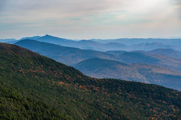 Receding Summits Green Mountains Camels Hump Distance Mount Mansfield — Stock Photo, Image