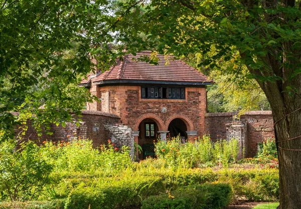 2022年9月30日 纽约州特科尼科拉堡 纽约州特科尼科拉堡的花园和小房子 — 图库照片