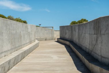 Punta Tombo Penguen Sığınağı 'ndaki turistler için somut yol