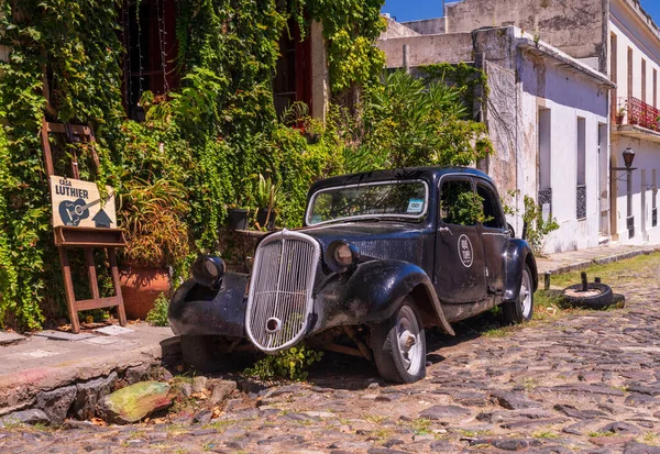 Colonia Del Sacramento Urugwaj Lutego 2023 Stary Zabytkowy Samochód Przy — Zdjęcie stockowe