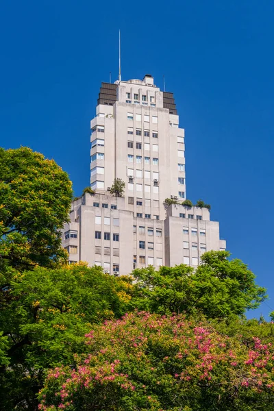 Здание Art Deco Kavanagh Площади Сан Мартин Пласа Осаке Аргентине — стоковое фото