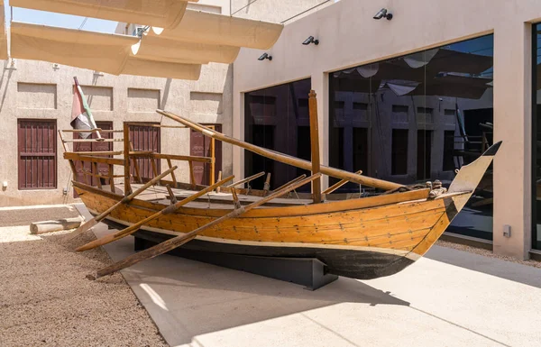 重建迪拜Al Shindagha区的独木舟和博物馆 — 图库照片