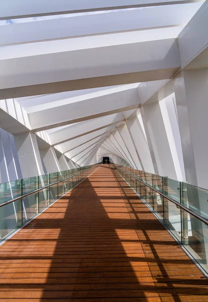 Внутрішня Частина Перекрученої Спіралі Конструкції Дубайського Водного Каналу Міст Через — стокове фото