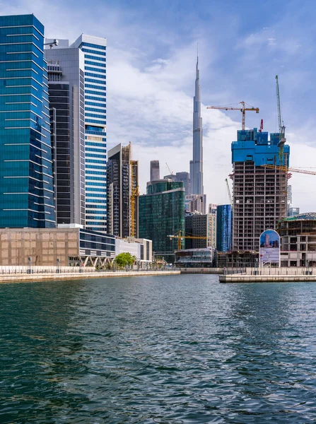Dubai Emirados Árabes Unidos Abril 2023 Guindastes Torno Nova Construção — Fotografia de Stock