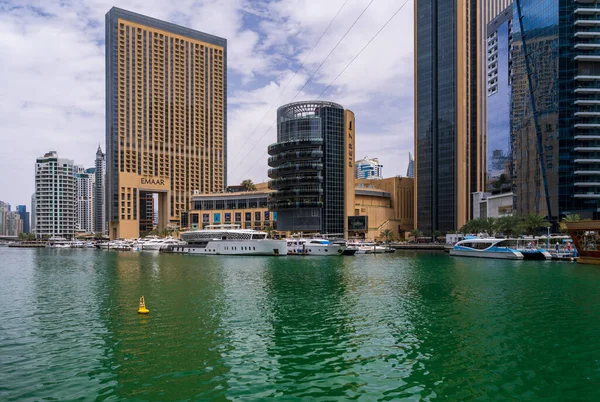 Dubaj Sae Dubna 2023 Motorové Čluny Zakotvené Vjezdu Dubai Marina — Stock fotografie