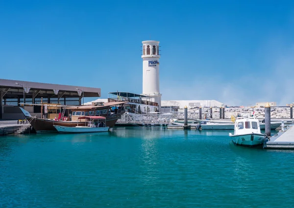 Dubai Bae Nisan 2023 Marina Jumeira Sahili Nde Sürat Tekneleriyle — Stok fotoğraf