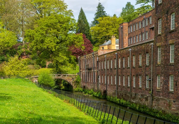 Exterior Restored Cotton Spinning Weaving Mill North England River — Stock Photo, Image