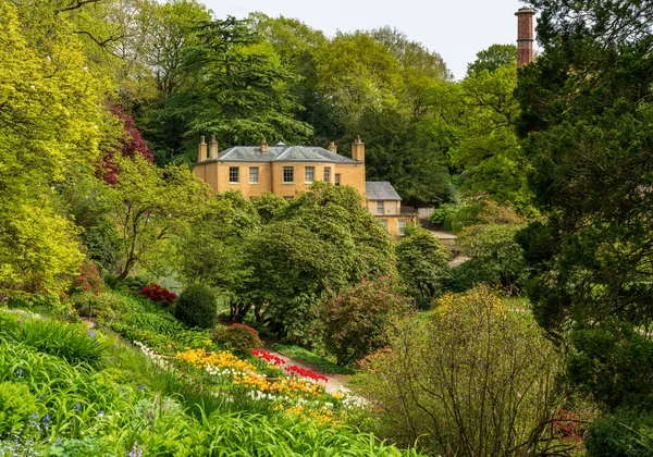 Exterior Restored Cotton Spinning Weaving Mill North England Formal Gardens — Stock Photo, Image