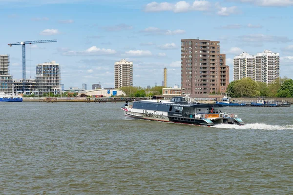 Woolwich London Maj 2023 Uberboat Thames Clipper Kör Mot Woolwich — Stockfoto