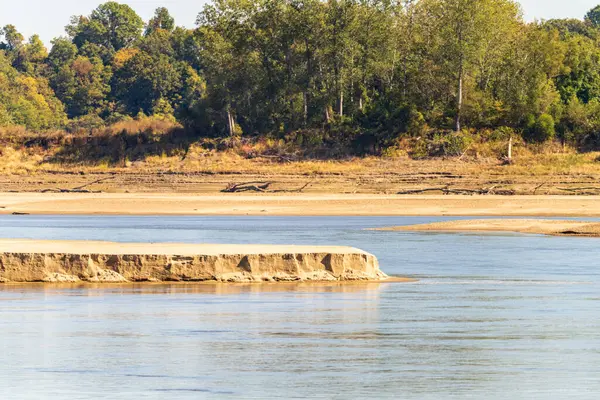 Extrémní Nízké Vodní Podmínky Řece Mississippi Říjnu 2023 Vystaveny Útesy — Stock fotografie