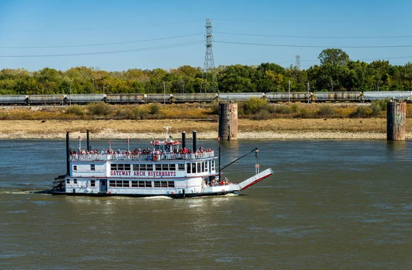 Louis Října 2023 Brána Arch Riverboat Plavbě Řece Mississippi Saint — Stock fotografie